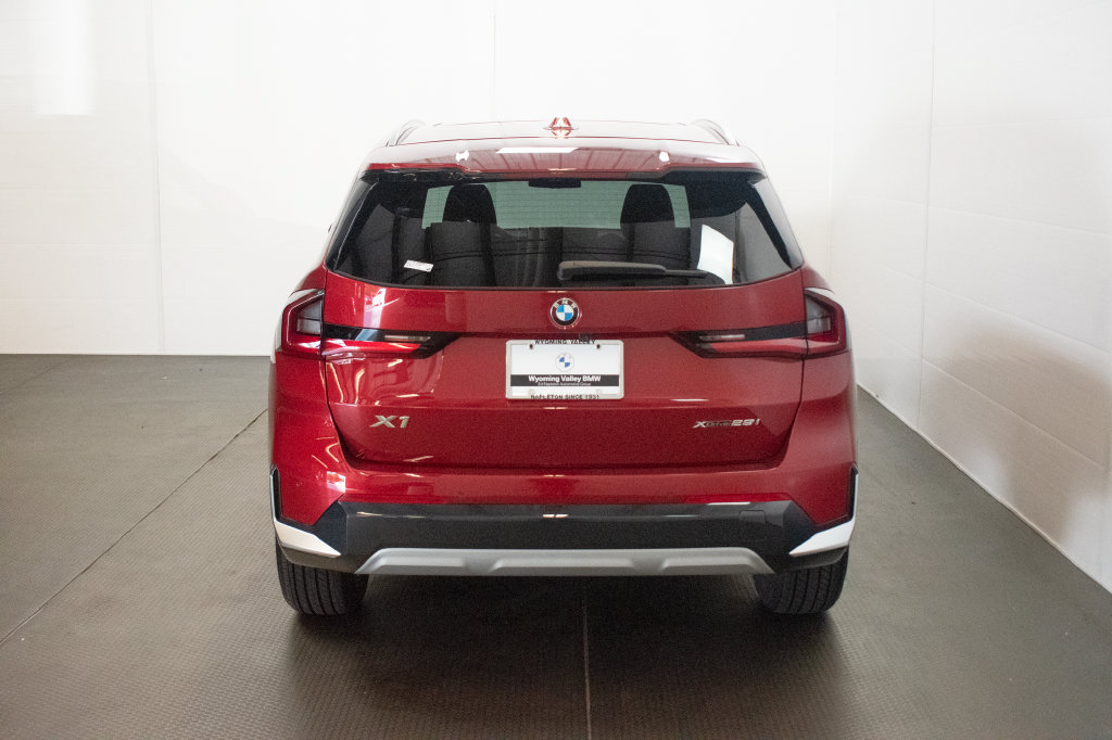 New 2026 BMW X1 xDrive28i w/ Convenience Package AWD/4WD image 5