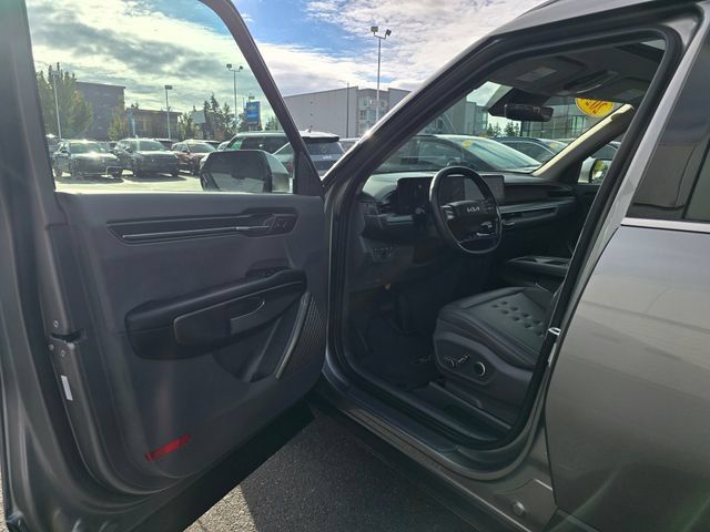 Certified 2024 Kia EV9 Wind AWD/4WD image 22