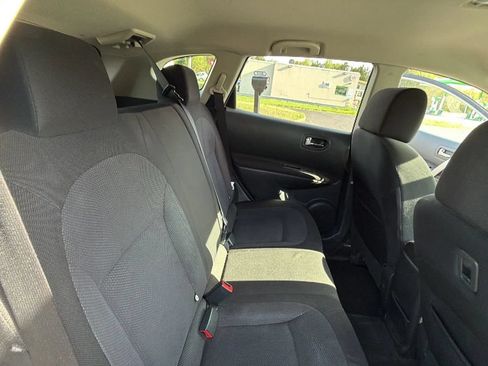 Used 2013 Nissan Rogue S w/ Special Edition Pkg AWD/4WD image 38
