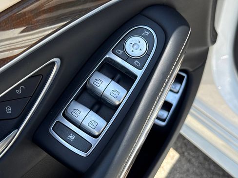 Used 2015 Mercedes-Benz S 550e Plug-In Hybrid Sedan image 23