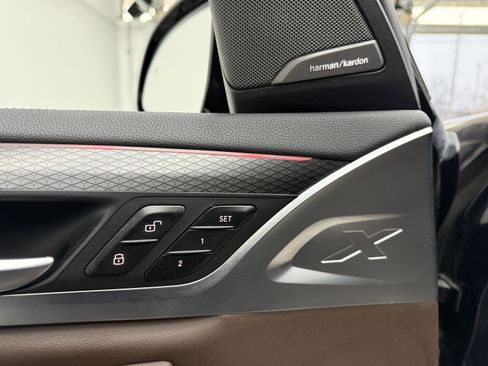 Used 2022 BMW X3 M40i image 11