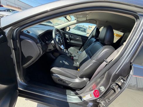 Used 2020 Nissan Rogue SL AWD/4WD image 10