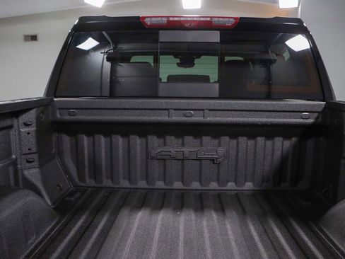 Used 2024 GMC Sierra 1500 AT4 w/ Technology Package AWD/4WD image 34