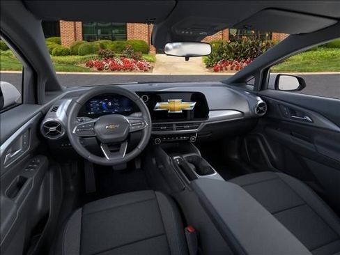 New 2026 Chevrolet Equinox EV LT FWD image 15