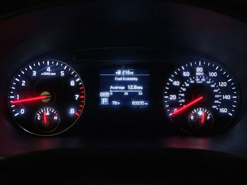 Used 2020 Kia Sorento LX AWD/4WD image 23