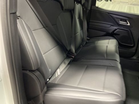 New 2025 Chevrolet Silverado EV LT image 13