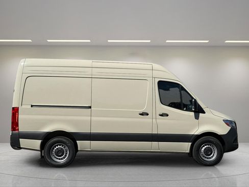 New 2025 Mercedes-Benz Sprinter 2500 image 3