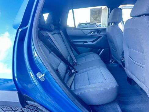 Used 2025 Chevrolet Equinox LT image 39