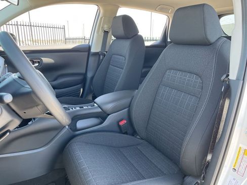 New 2026 Honda HR-V LX image 12
