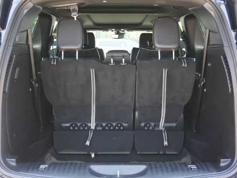 Used 2026 Chrysler Pacifica Limited FWD image 20