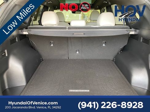 Certified 2025 Hyundai Tucson Limited FWD image 36
