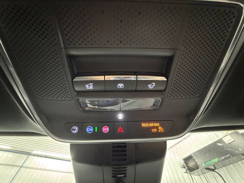 New 2026 Chevrolet Traverse RS image 21