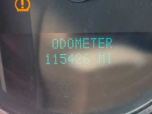 Used 2007 Chevrolet Silverado 2500 LT AWD/4WD image 8