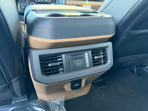 New 2026 Ford F250 Lariat w/ Lariat Ultimate Package image 25