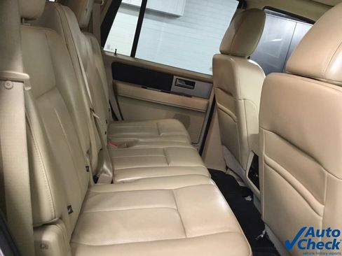 Used 2017 Ford Expedition Limited w/ Equipment Group 301A AWD/4WD image 35