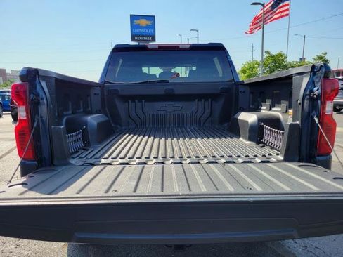 Used 2023 Chevrolet Silverado 1500 LT AWD/4WD image 29