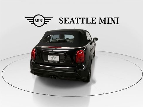 Certified 2023 MINI Cooper S image 10