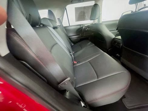 Used 2023 Toyota 4Runner TRD Off-Road Premium w/ Moonroof Package AWD/4WD image 29