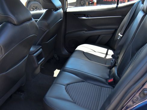 Used 2022 Toyota Camry SE FWD image 33