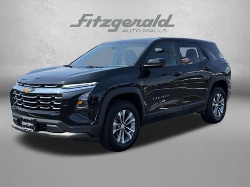 Used 2026 Chevrolet Equinox LT AWD/4WD image 2