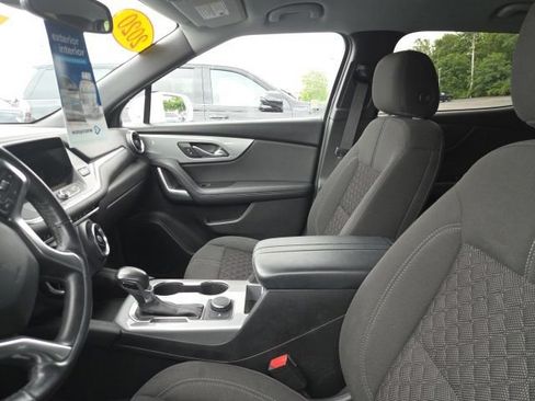 Used 2020 Chevrolet Blazer LT FWD image 4