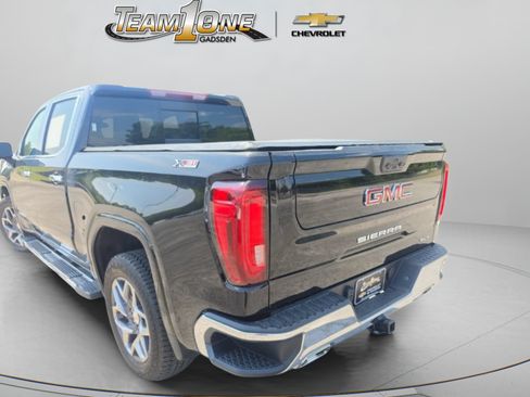Used 2023 GMC Sierra 1500 SLT w/ SLT Premium Package AWD/4WD image 6