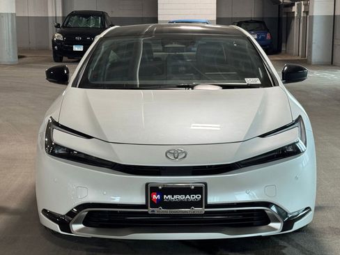 New 2026 Toyota Prius Plug-In Hybrid FWD image 3