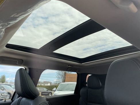 New 2025 Mitsubishi Outlander SE image 24