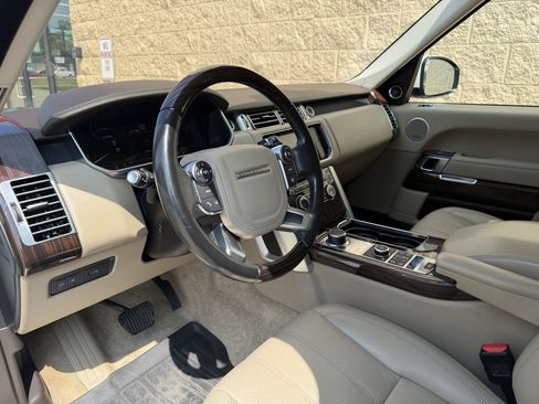 Used 2016 Land Rover Range Rover HSE AWD/4WD image 3