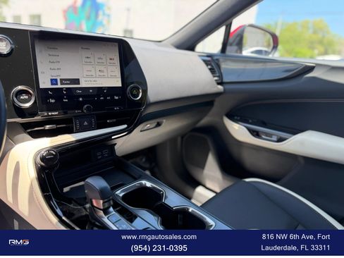 Used 2023 Lexus NX 250 FWD w/ Towing Package (2000 Lbs) image 18