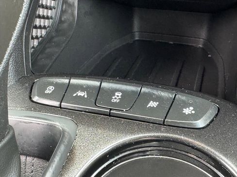 Used 2023 Chevrolet TrailBlazer LT FWD image 19