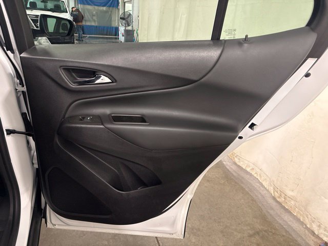 Used 2024 Chevrolet Equinox LT FWD image 38
