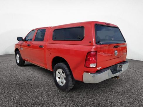 Used 2015 RAM 1500 4x4 Crew Cab w/ Exterior Appearance Group image 5