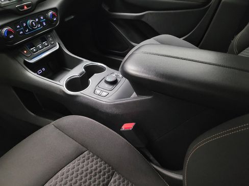 Used 2018 GMC Terrain SLE w/ Driver Convenience Package image 26