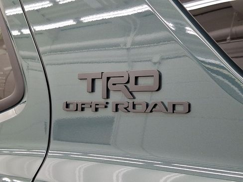 Certified 2025 Toyota 4Runner TRD Off-Road Premium w/ Tow Technology Package AWD/4WD image 28