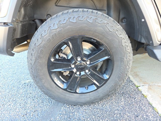 Used 2022 Jeep Wrangler Unlimited Sahara AWD/4WD image 68