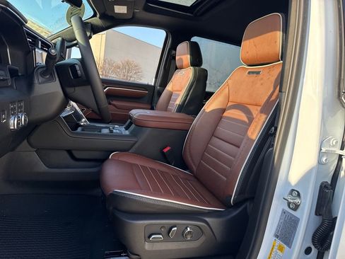 New 2026 GMC Sierra 2500 Denali Ultimate w/ Max Trailering Package image 16