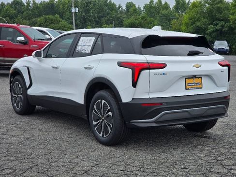 New 2025 Chevrolet Blazer EV LT AWD/4WD image 18