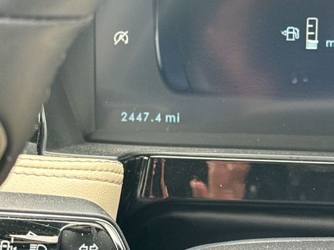 Used 2025 Lincoln Corsair FWD w/ Equipment Group 101A image 11