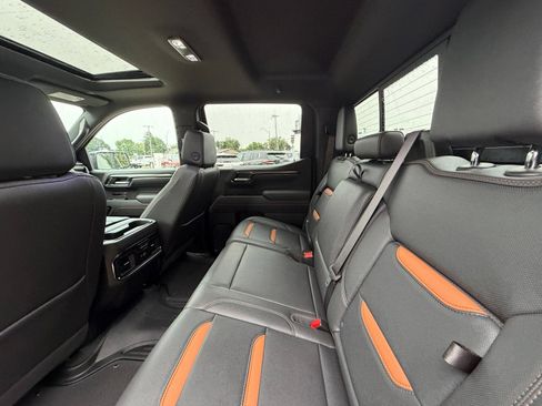 Used 2025 GMC Sierra 1500 AT4 AWD/4WD image 5