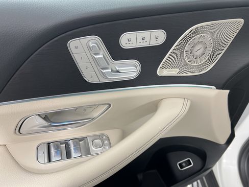 Certified 2021 Mercedes-Benz GLS 450 4MATIC image 19