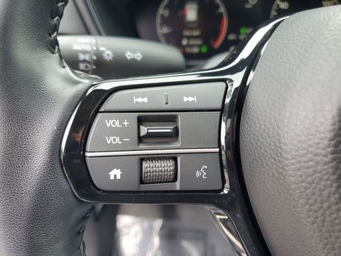 Used 2025 Honda CR-V EX-L image 24