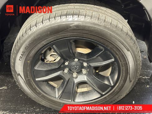 Used 2022 RAM 1500 Big Horn image 5