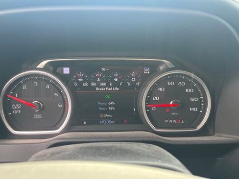 Used 2021 Chevrolet Silverado 1500 High Country w/ Technology Package image 9