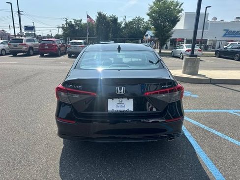 Used 2023 Honda Civic Sport image 7