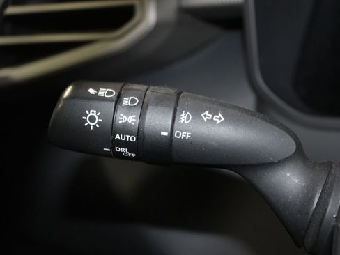 Used 2024 Toyota Tundra Limited AWD/4WD image 24