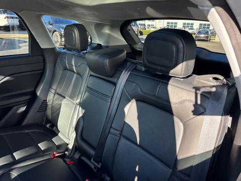 Certified 2022 Lincoln Corsair Reserve w/ Elements Package image 27