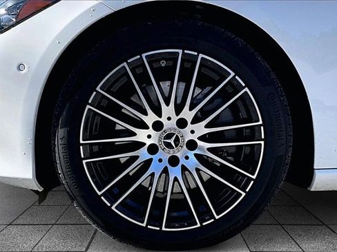 Certified 2025 Mercedes-Benz C 300 4MATIC Sedan image 37
