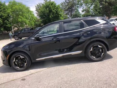 New 2026 Kia Sportage EX image 8