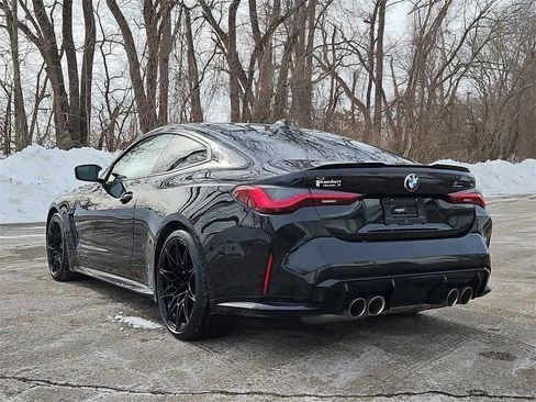 Used 2022 BMW M4 Competition w/ Executive Package image 3